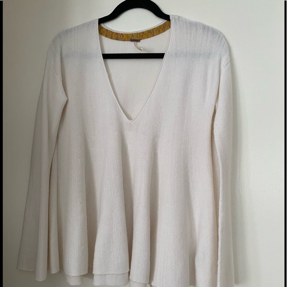 FREE PEOPLE Bell Sleeve sweater
